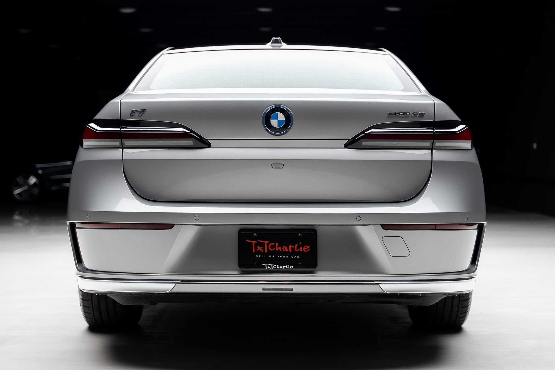 Used 2024 BMW i7 eDrive50 RWD image 27