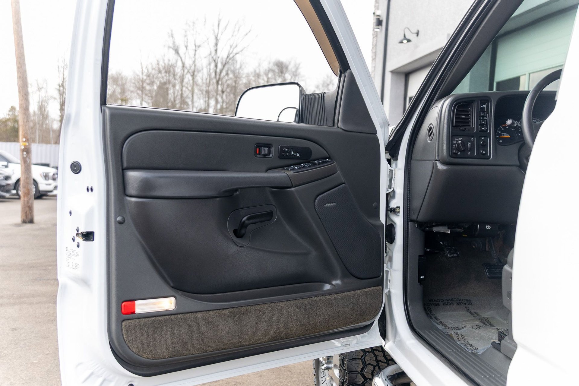 Used 2005 Chevrolet Silverado 3500 LT w/ Heavy-Duty Power Package image 33