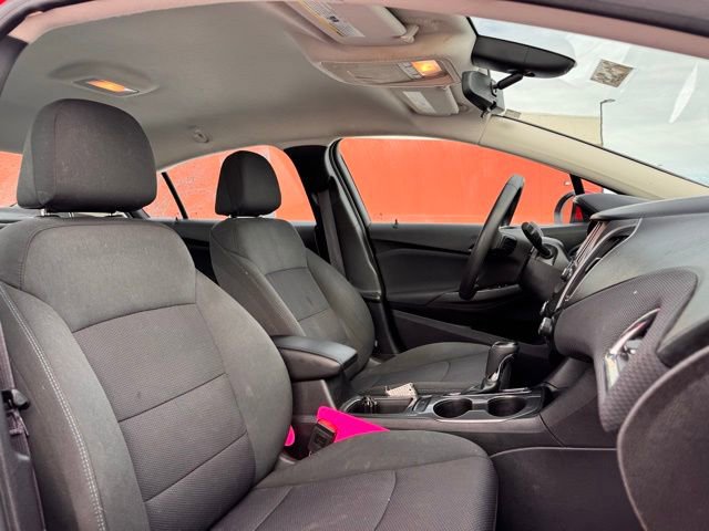 Used 2016 Chevrolet Cruze LT w/ Convenience Package image 21