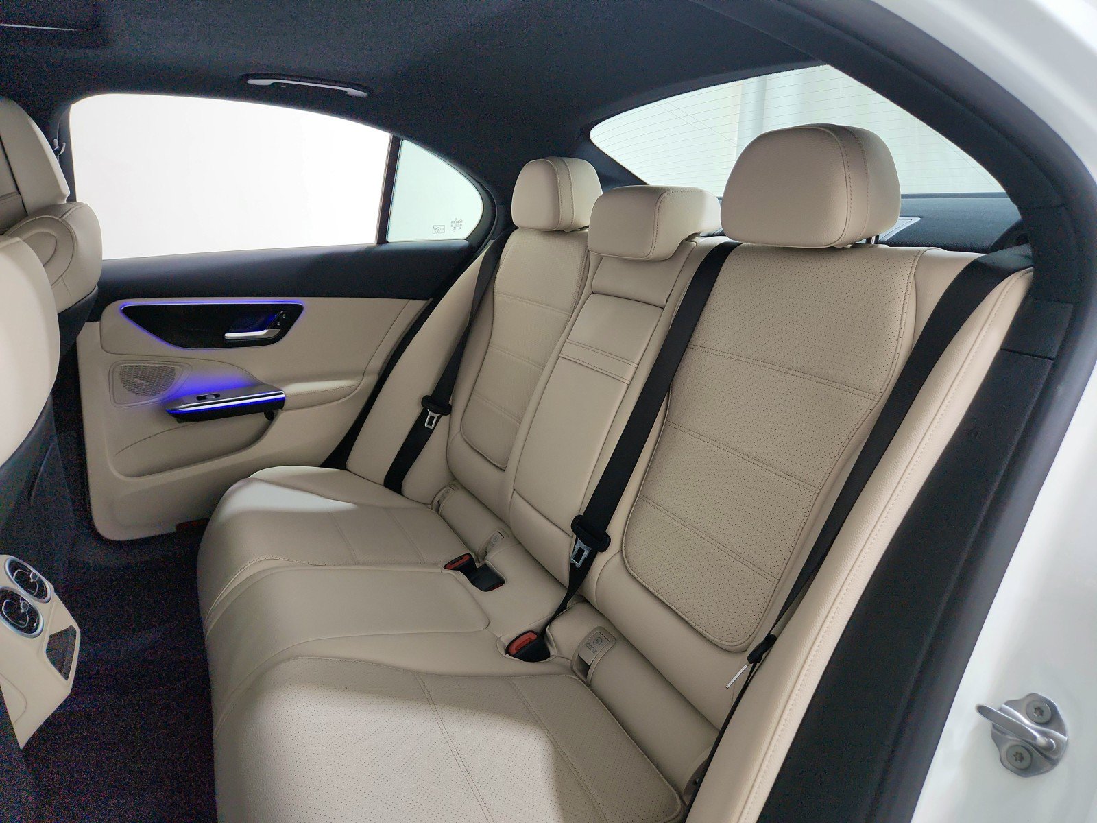 Used 2022 Mercedes-Benz C 300 Sedan w/ Exclusive Trim Package image 27