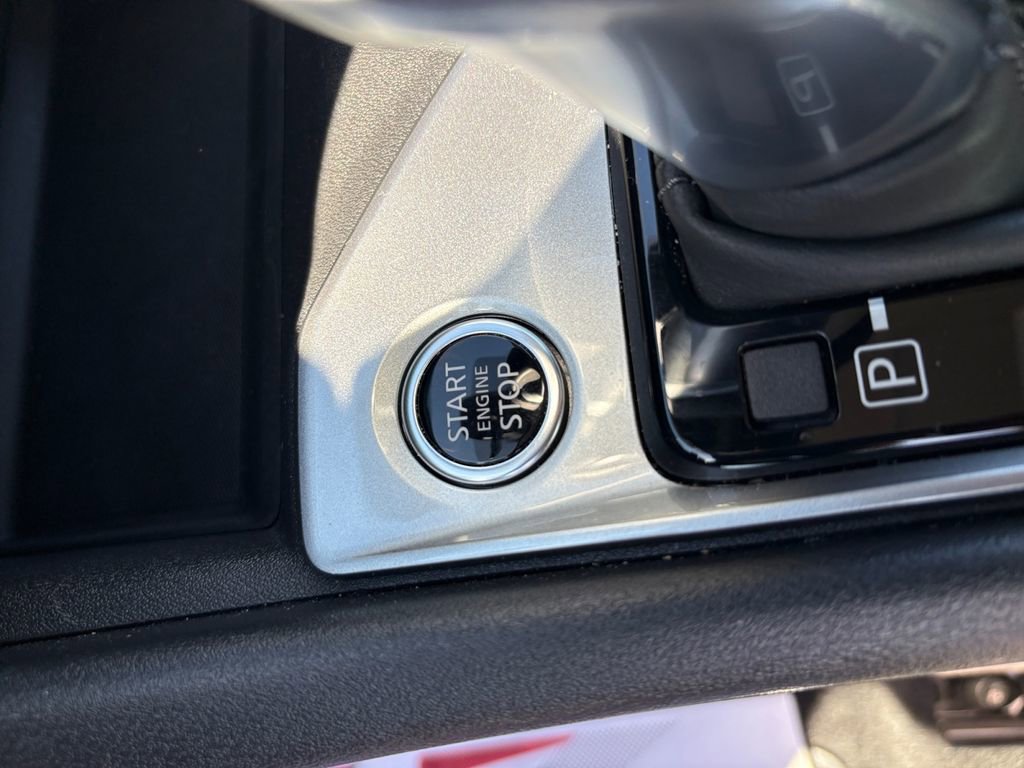 Used 2025 Nissan Altima 2.5 S image 27