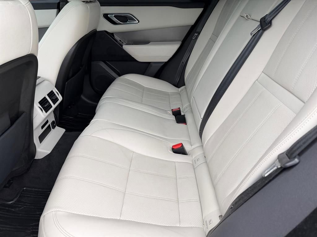 Used 2020 Land Rover Range Rover Velar S image 11