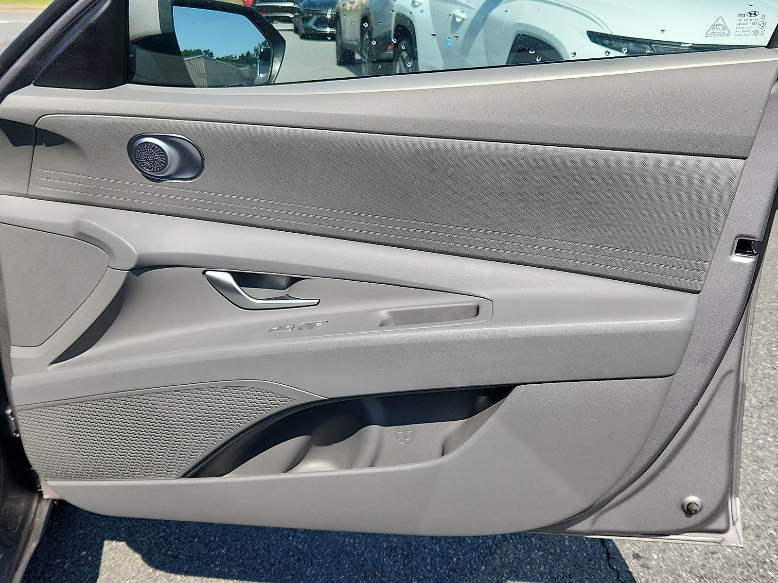 Certified 2024 Hyundai Elantra SEL FWD image 34