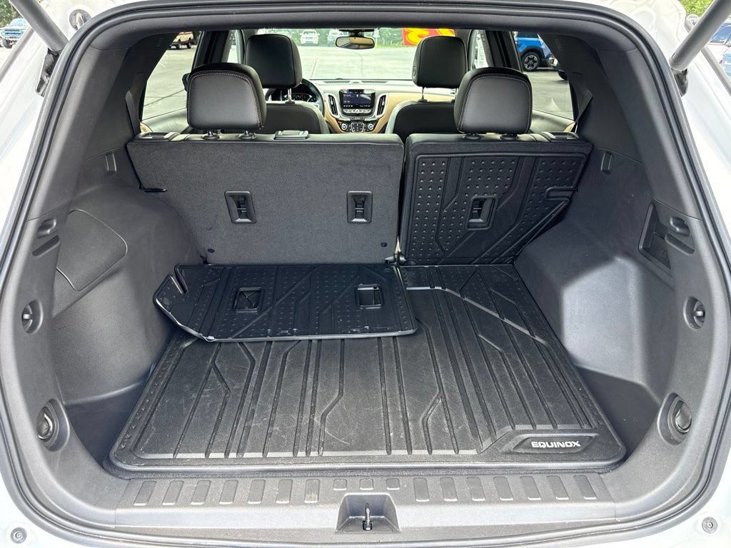 Used 2023 Chevrolet Equinox Premier FWD image 31