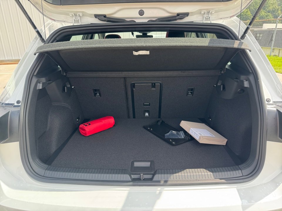 New 2025 Volkswagen GTI SE image 15