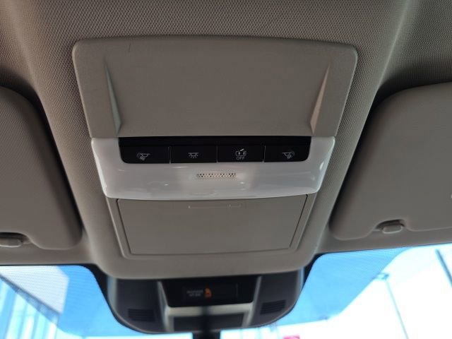 Used 2023 Nissan Rogue S image 20