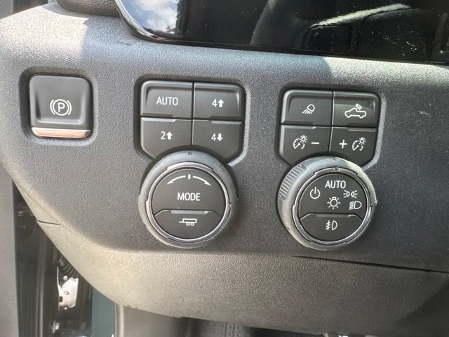 New 2026 Chevrolet Silverado 3500 LTZ w/ LTZ Convenience Package AWD/4WD image 22