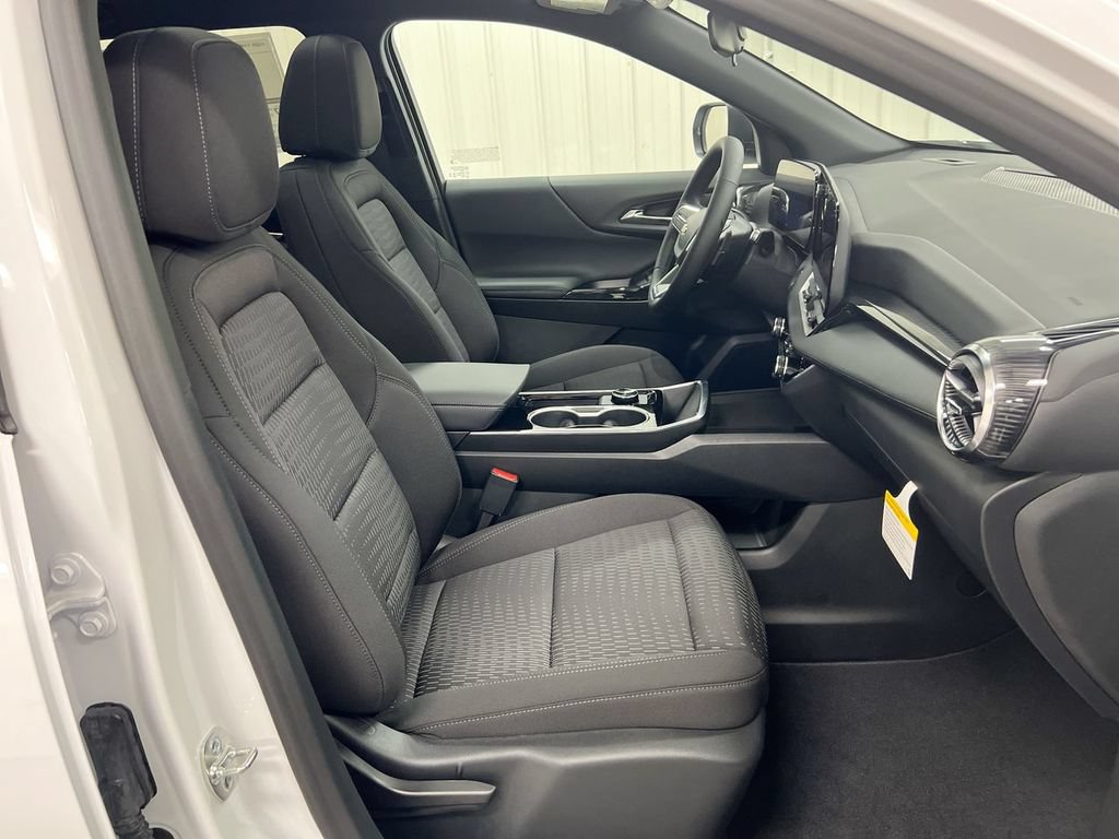 New 2027 Chevrolet Equinox LT FWD image 23
