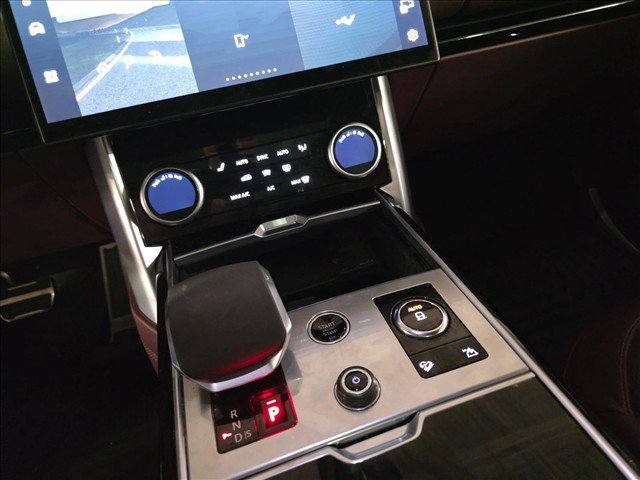 Certified 2023 Land Rover Range Rover SE AWD/4WD image 23