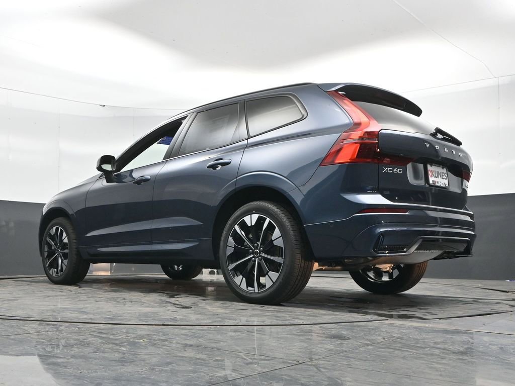 New 2026 Volvo XC60 B5 Plus w/ Climate Package AWD/4WD image 41
