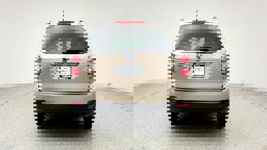 Used 2015 Subaru Forester 2.5i Premium w/ All-Weather Package image 6