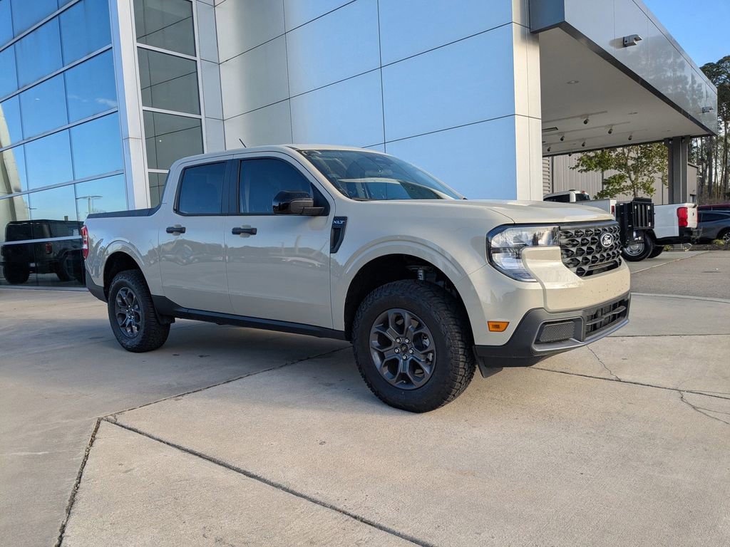 New 2025 Ford Maverick XLT w/ XLT Luxury Package image 2