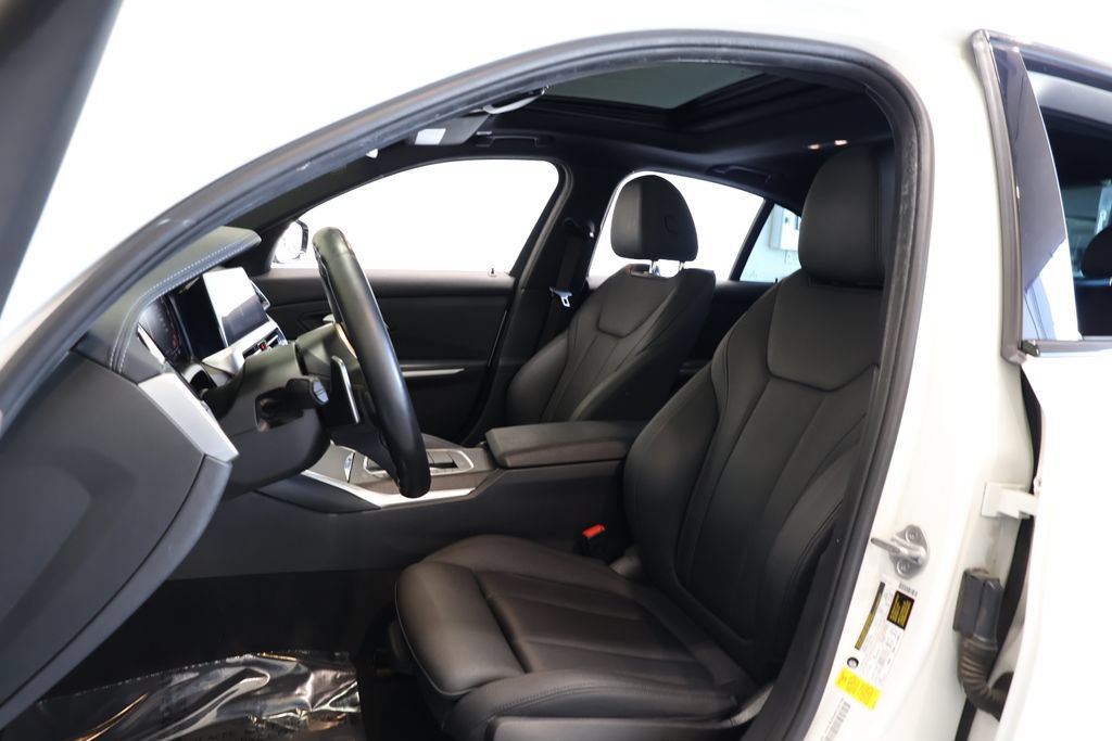 Used 2021 BMW M340i w/ Shadowloine Package RWD image 18