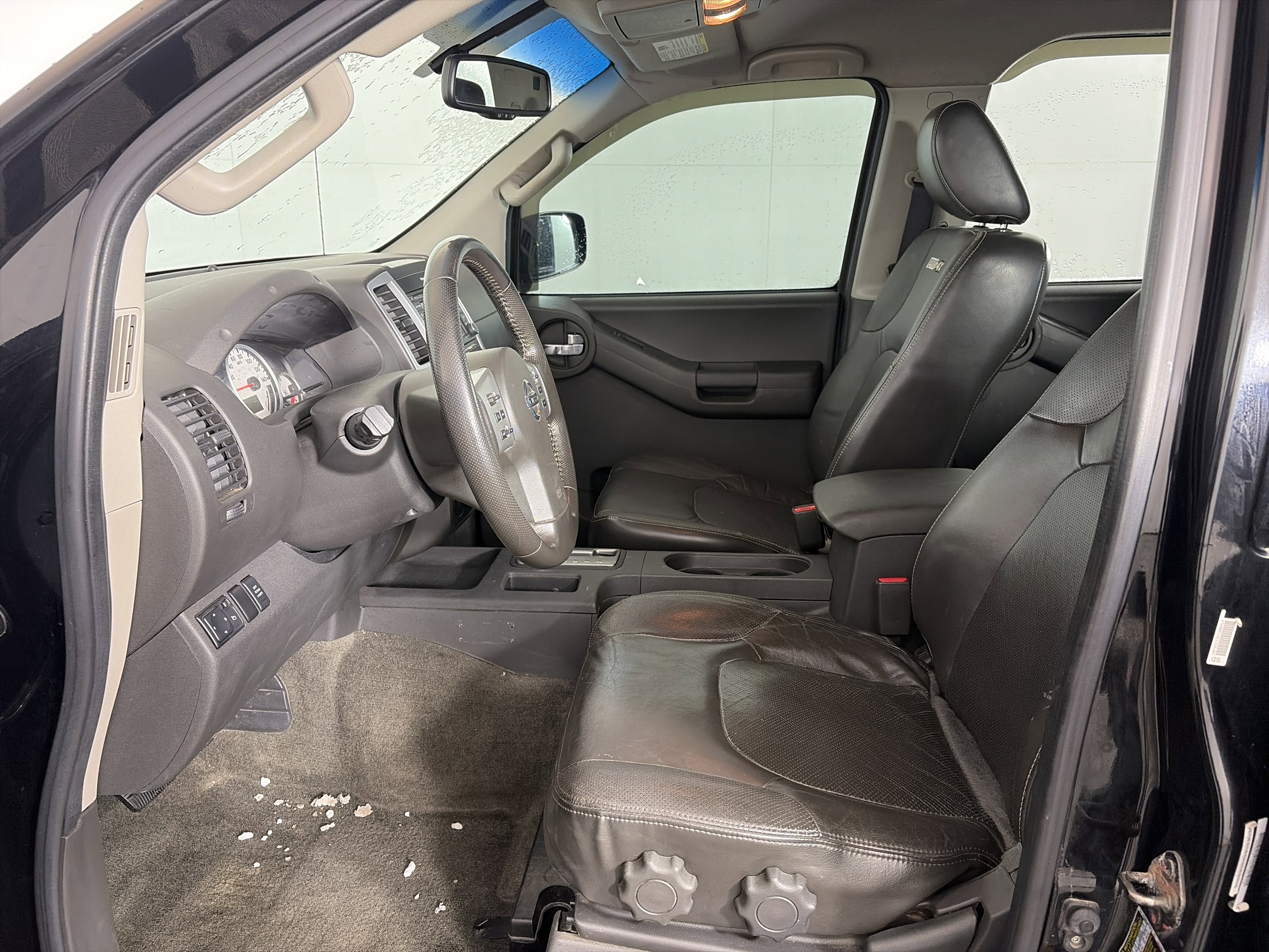 Used 2013 Nissan Xterra PRO-4X w/ Pro-4x Leather Pkg image 6