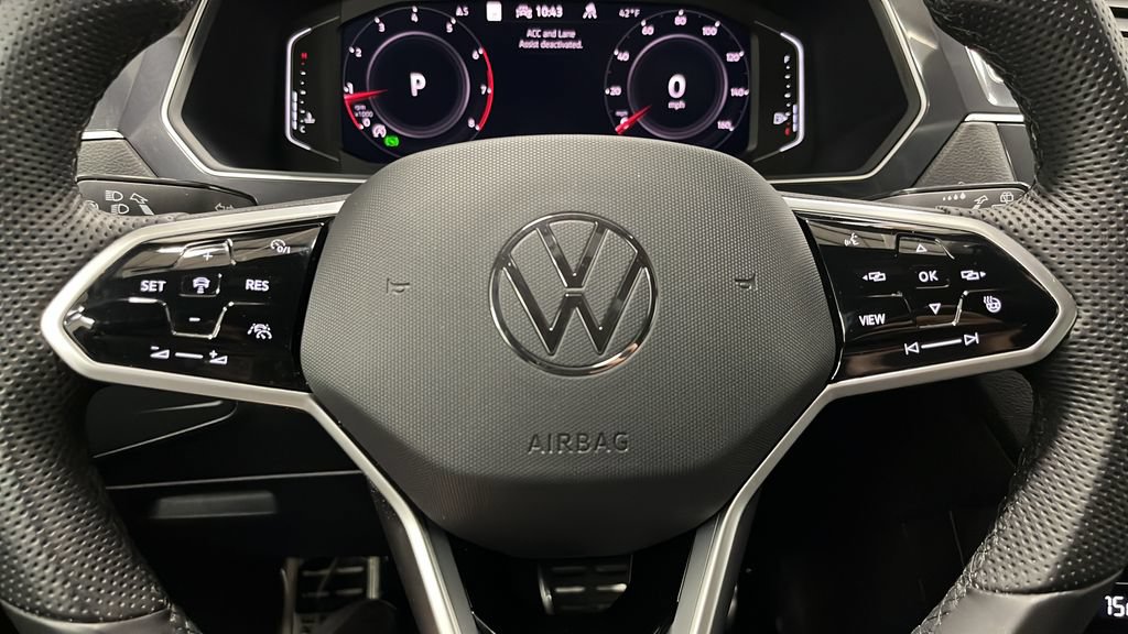 Used 2024 Volkswagen Tiguan SEL R-Line AWD/4WD image 16