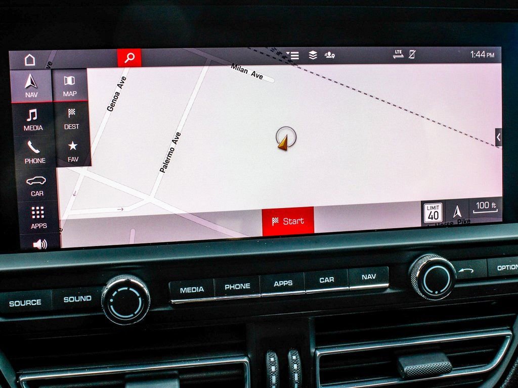 Used 2020 Porsche Macan image 21