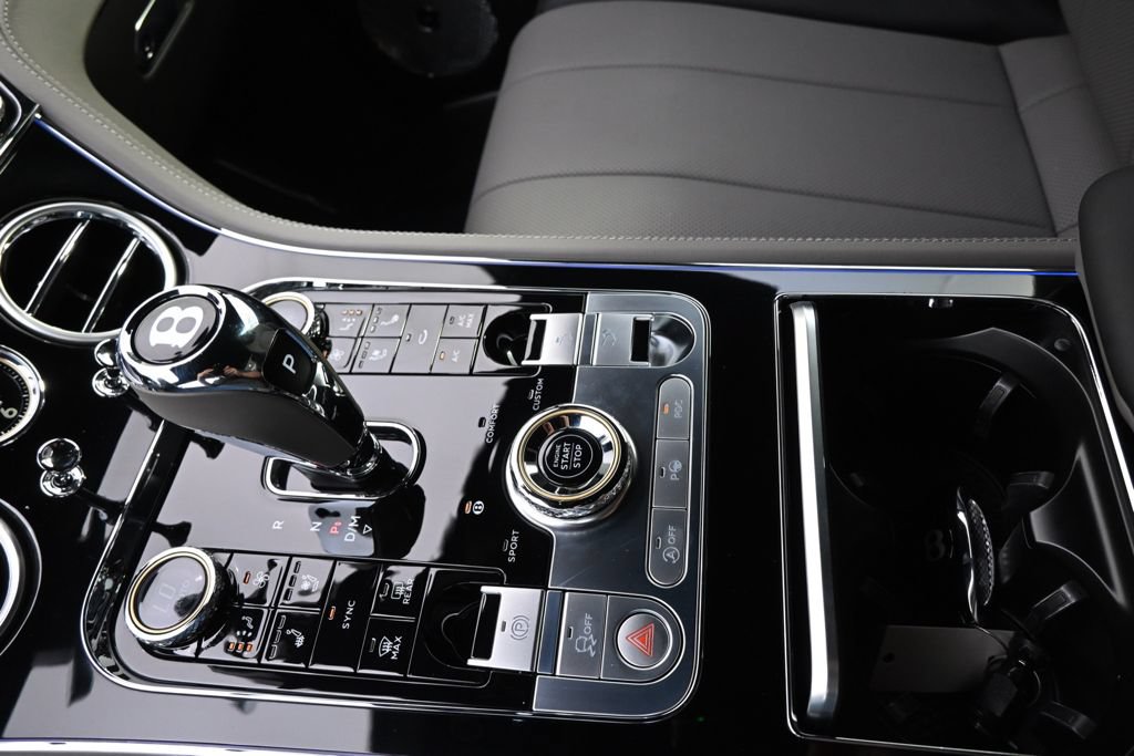Used 2024 Bentley Continental GT AWD/4WD image 38
