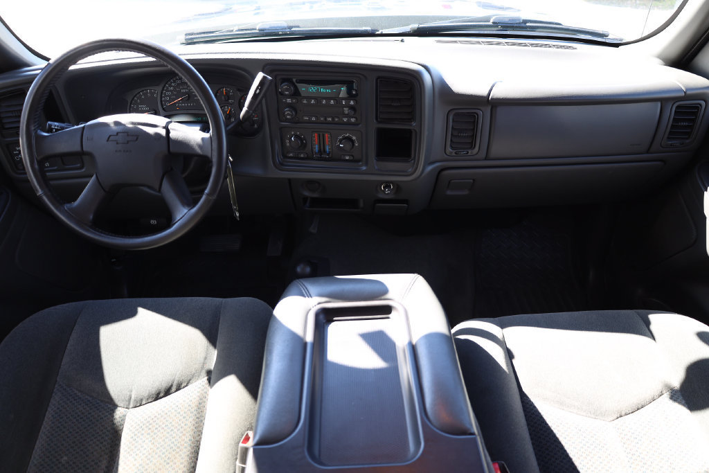 Used 2006 Chevrolet Silverado 1500 LT w/ Light Duty Power Package AWD/4WD image 18