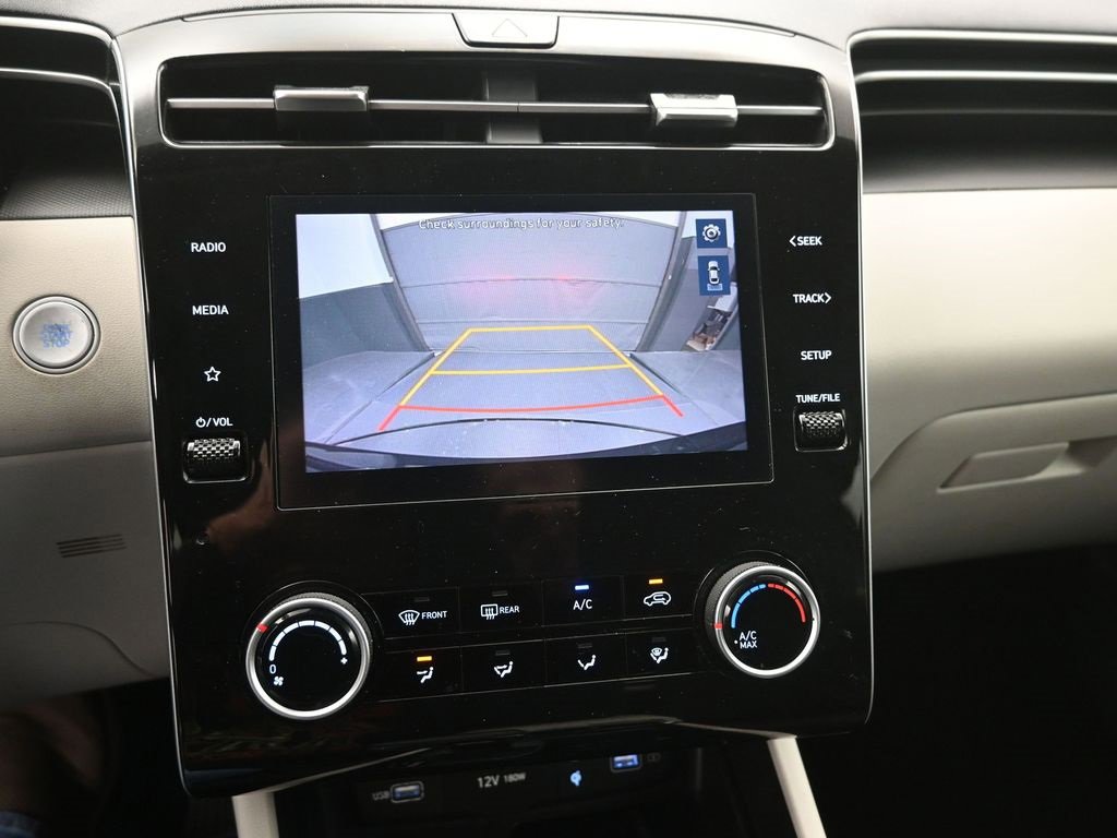Used 2023 Hyundai Tucson SEL image 4