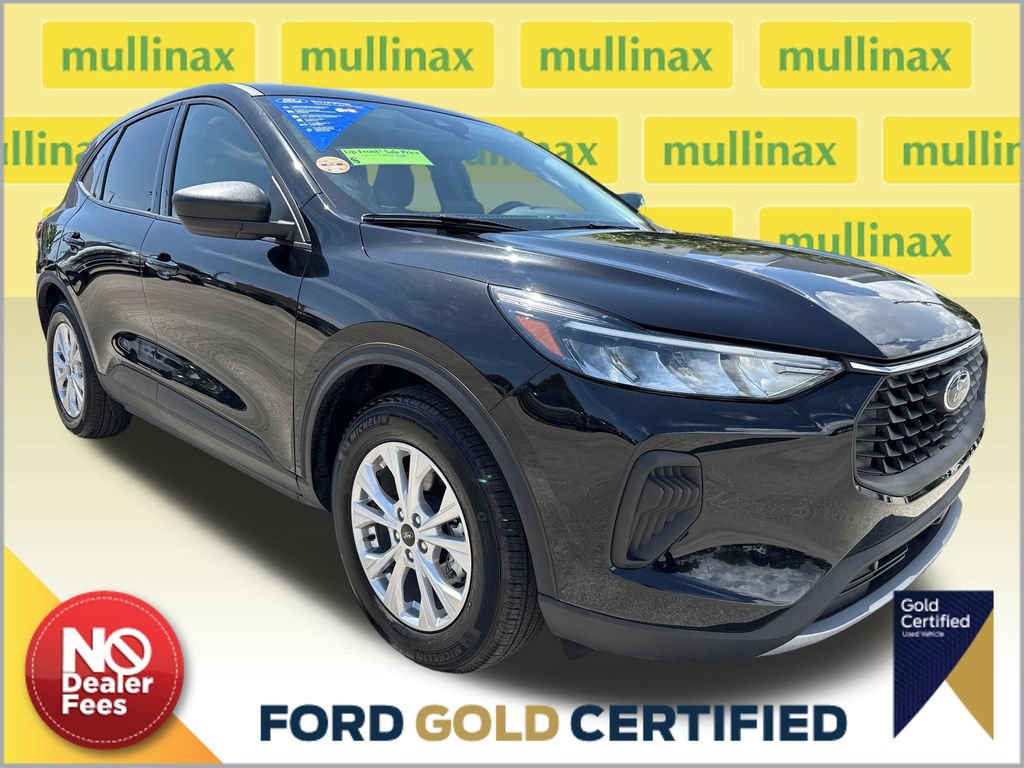 Certified 2025 Ford Escape Active FWD image 1