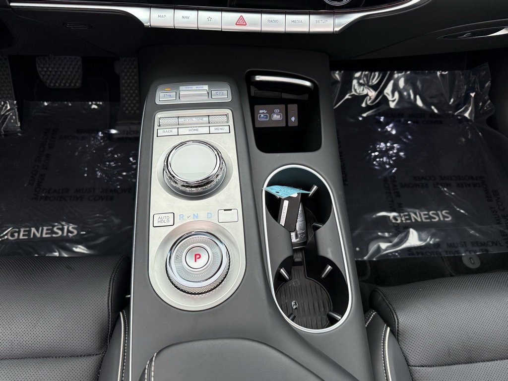 Used 2025 Genesis Electrified GV70 Advanced w/ Prestige Package image 28