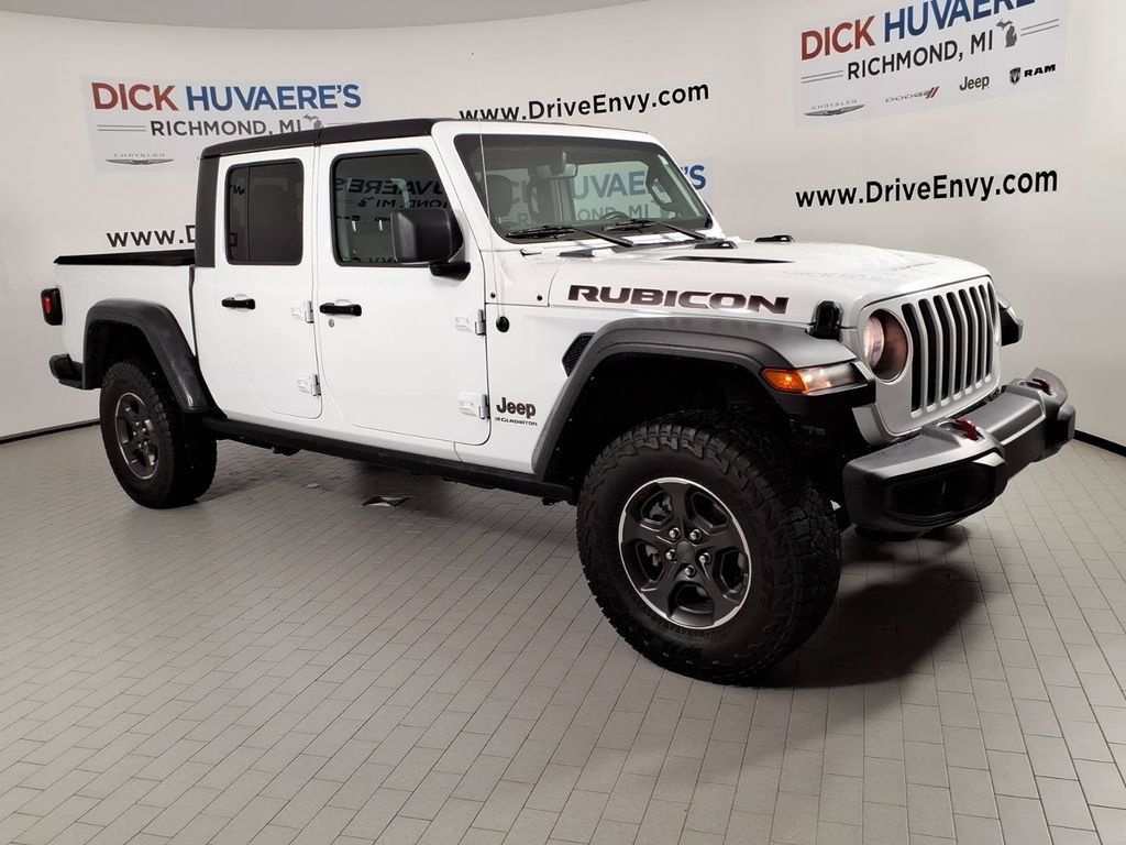 Used 2023 Jeep Gladiator Rubicon w/ Cold Weather Group AWD/4WD image 3