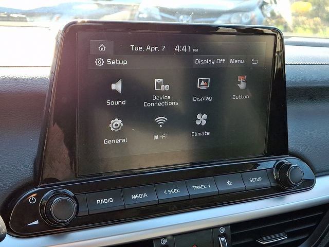 Used 2023 Kia Forte LXS w/ LXS Technology Package image 19