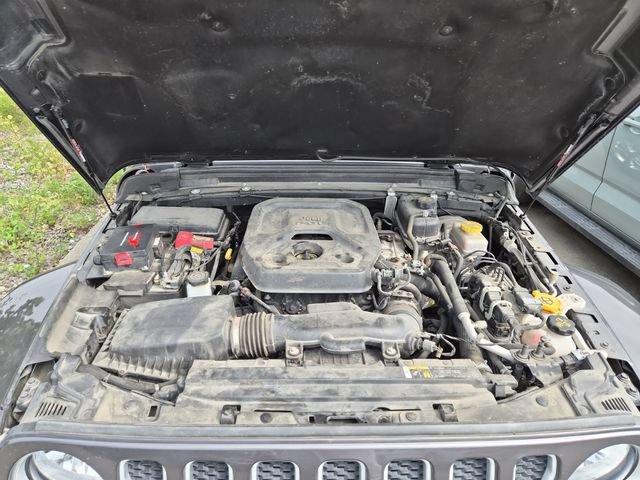 Used 2020 Jeep Wrangler Unlimited Sahara w/ Uconnect 4C Nav & Sound Group AWD/4WD image 50