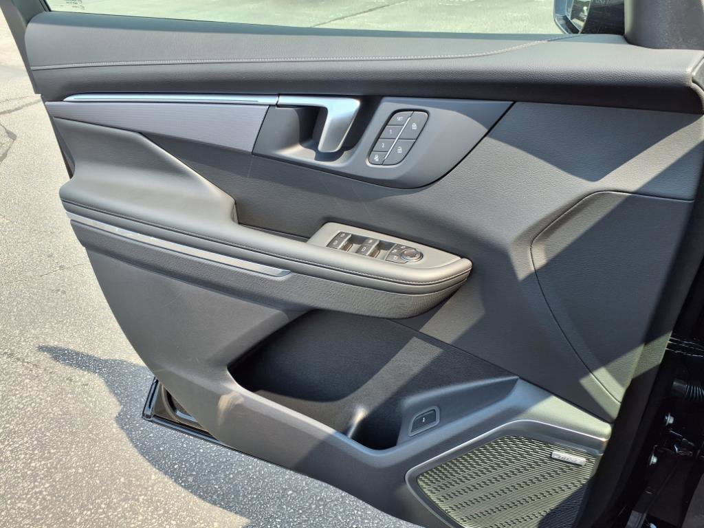 New 2026 Buick Enclave Sport Touring w/ Power Package image 14