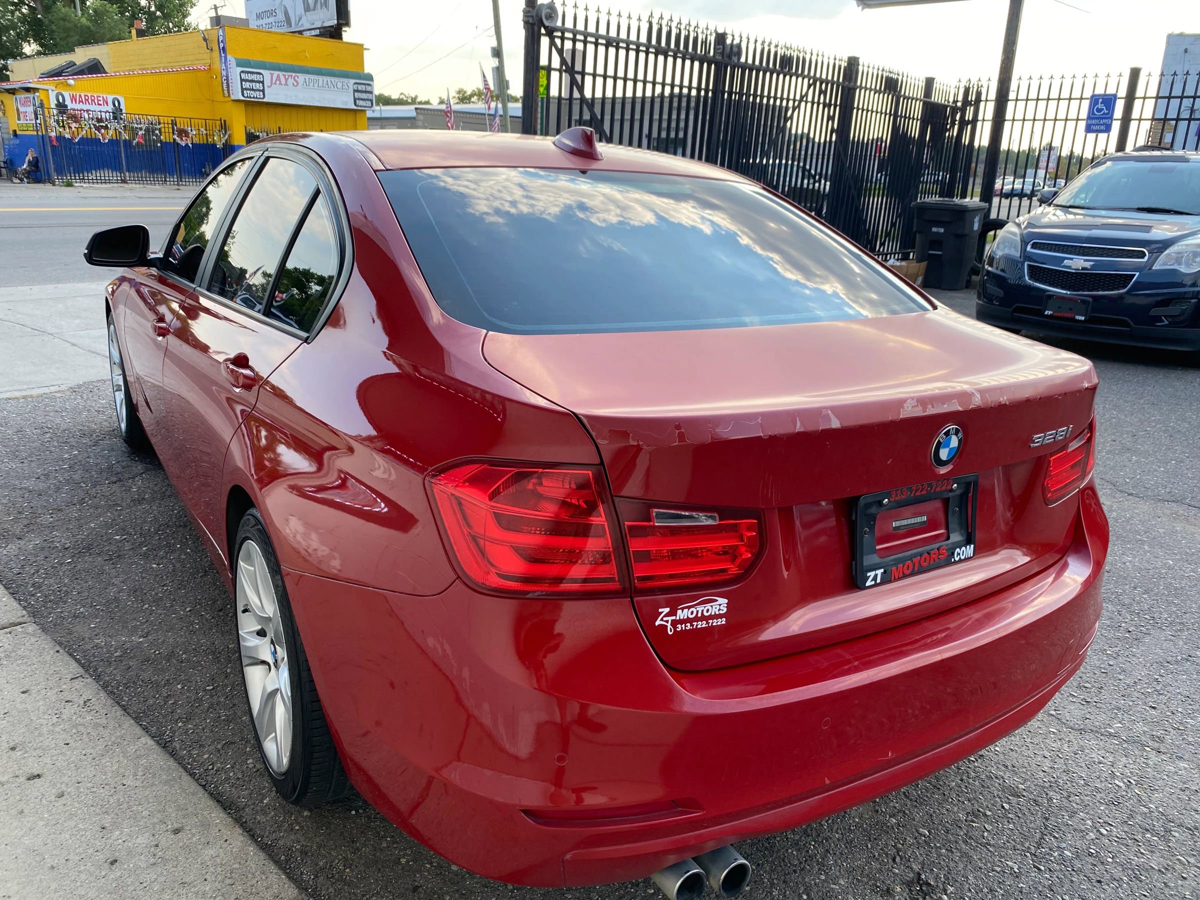 Used 2015 BMW 328i Sedan image 2