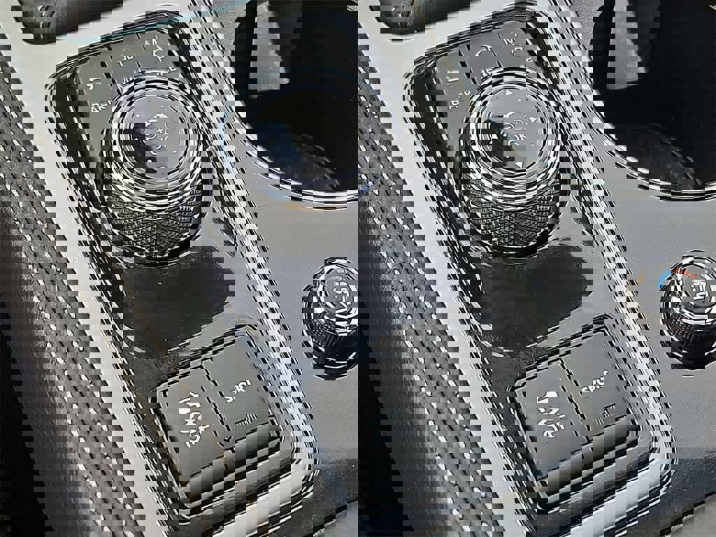 Used 2023 Nissan Maxima Platinum w/ Sport Mat Group image 22