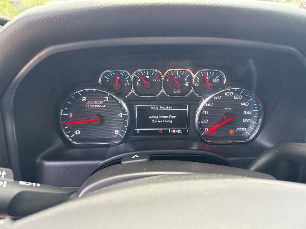 Used 2019 Chevrolet Silverado 2500 LT w/ LT Convenience Package AWD/4WD image 16