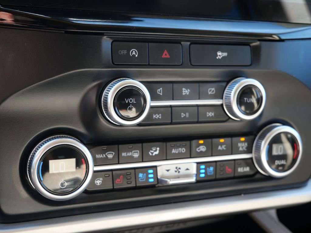 Used 2024 Ford Expedition Max Limited image 25