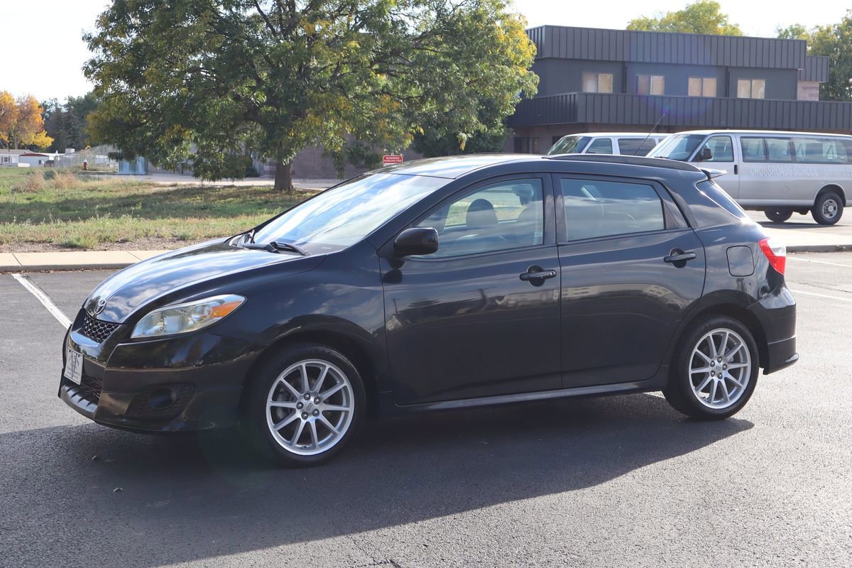 Used 2010 Toyota Matrix image 10