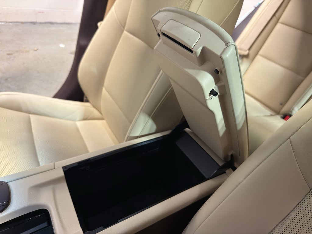 Used 2016 Lexus ES 300h image 20