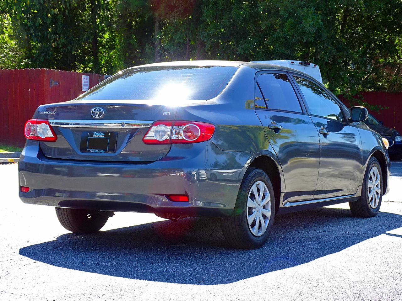 Used 2011 Toyota Corolla LE FWD image 9