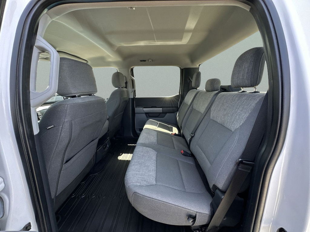 Used 2021 Ford F150 XLT AWD/4WD image 23