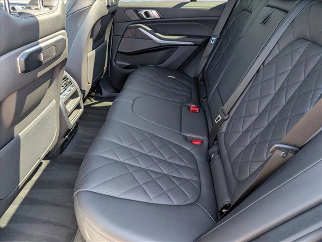 Certified 2024 BMW X5 xDrive40i w/ M Sport Package AWD/4WD image 21