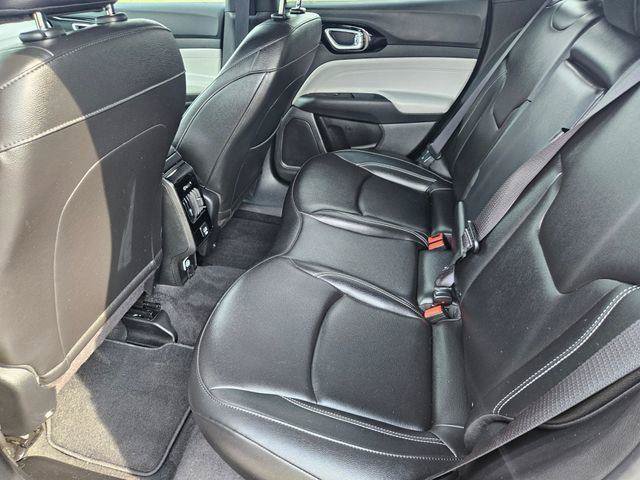 Used 2025 Jeep Compass Limited AWD/4WD image 12