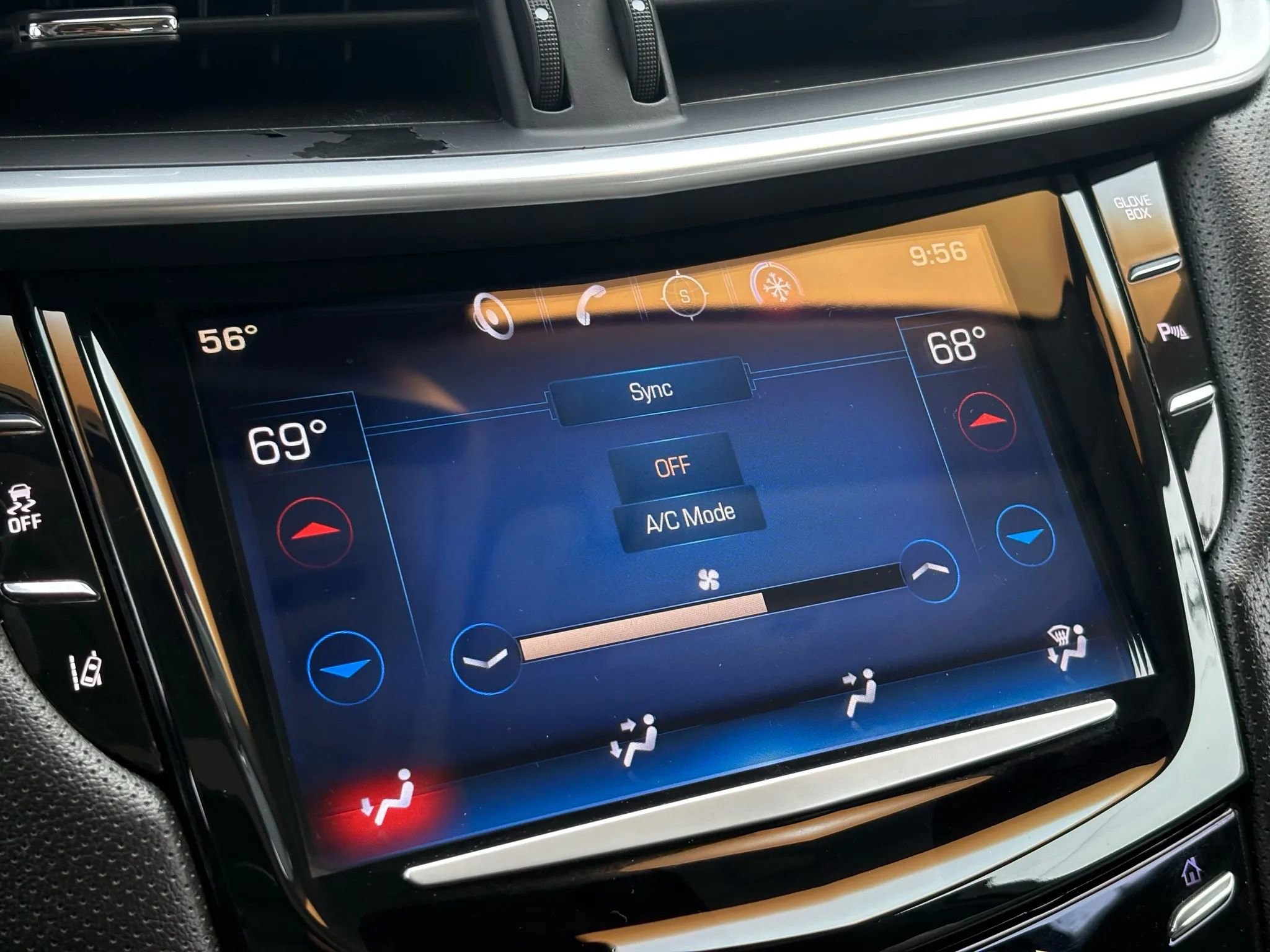 Used 2013 Cadillac XTS Luxury w/ Driver Awareness Package FWD image 18