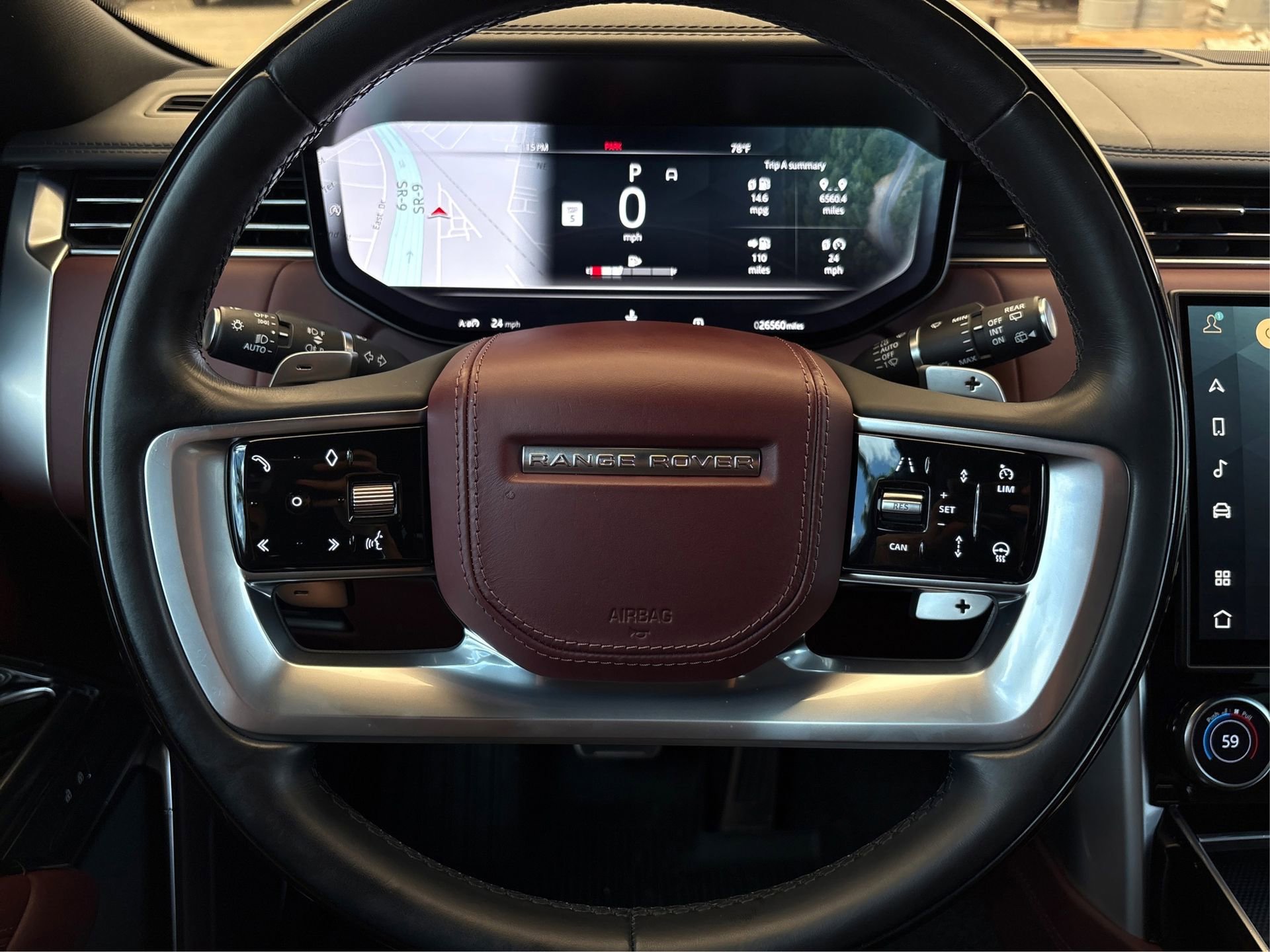 Used 2023 Land Rover Range Rover SE image 18