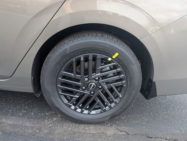 New 2026 Nissan Sentra SV FWD image 24