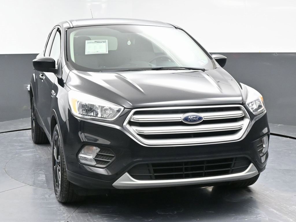 Used 2019 Ford Escape SE image 4