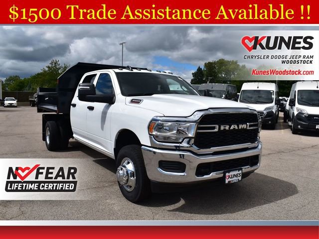 New 2024 RAM 3500 Tradesman w/ Chrome Appearance Group
