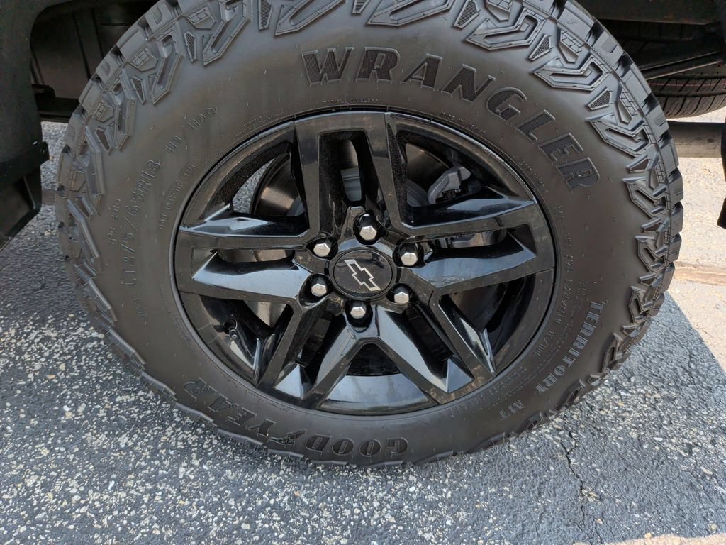 Used 2023 Chevrolet Silverado 1500 LT Trail Boss w/ LT Trail Boss Premium Package AWD/4WD image 12