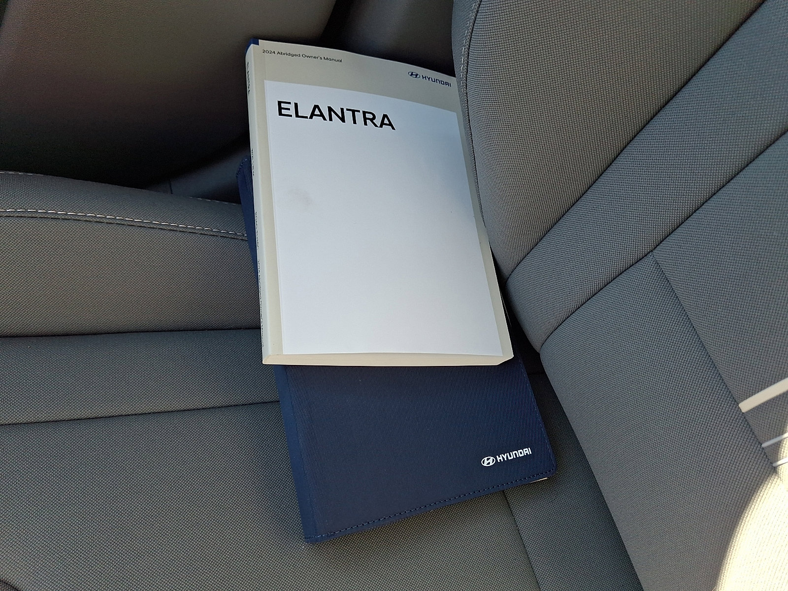 Certified 2024 Hyundai Elantra SEL image 26