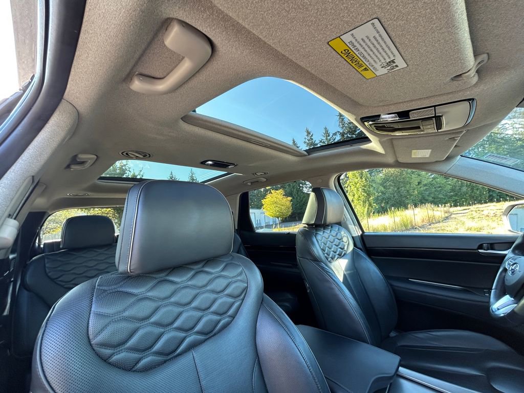 Used 2021 Hyundai Palisade Limited w/ Winter Package image 28