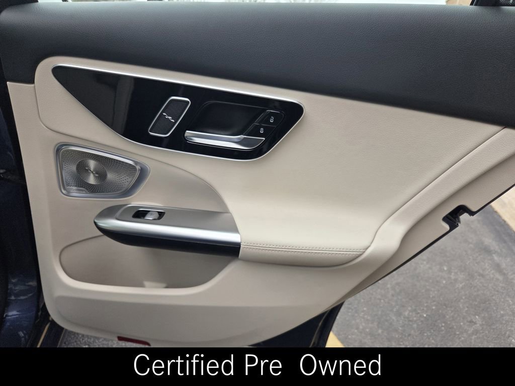 Used 2025 Mercedes-Benz C 300 4MATIC Sedan image 35