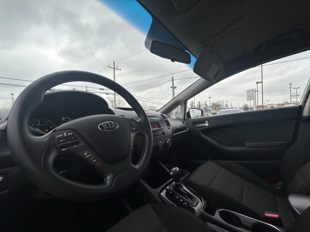 Used 2018 Kia Forte LX image 14