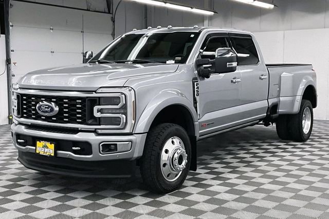 Used 2024 Ford F450 Platinum w/ FX4 Off-Road Package AWD/4WD image 11